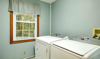 55 Whisper Ln, North Kingstown, RI 02852