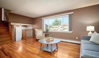800 EVERGLADE Dr, Cheyenne, WY 82001