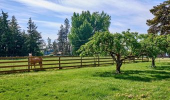 10093 Wiseacre Ln, Aurora, OR 97002