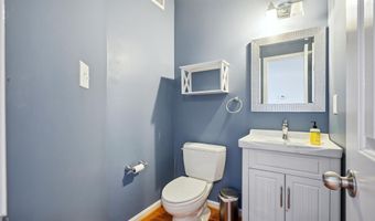 7035 FIELDHURST Ct, Alexandria, VA 22315