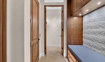 7206 Aviara Dr, Carlsbad, CA 92011