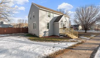 907 8th St SE, Austin, MN 55912