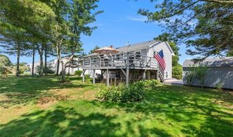 14 Davisville Ln, Narragansett, RI 02882