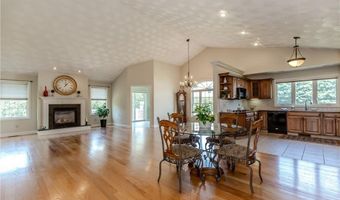 3 Sweet Corn Dr, Cranston, RI 02921