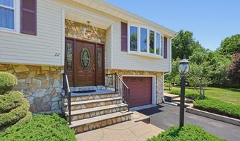 22 Fisher St, Attleboro, MA 02703
