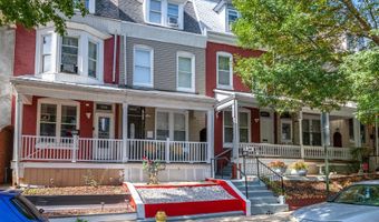 922 PEAR St, Reading, PA 19601