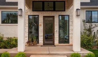 425 Pioneer St, Colorado City, AZ 86021