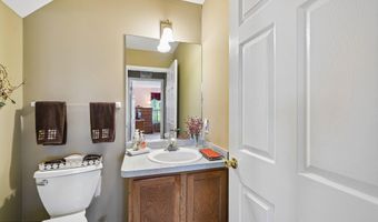 18 Peaksail Dr, Bayville, NJ 08721