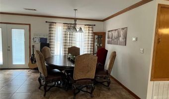 806 SE Avenue 8 Ave, Atkins, AR 72823