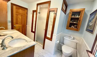 204 Meetinghouse Ln, Brattleboro, VT 05301