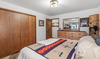 2555 NW SQUIRE Pl, Albany, OR 97321