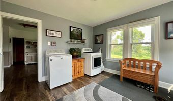 919 Genes Rd SE, Alexandria, MN 56308