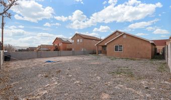 6847 Calle Cielo Ave SW, Albuquerque, NM 87121