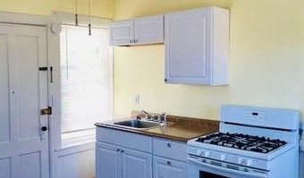 37 Lincoln Ave, Bristol, RI 02809