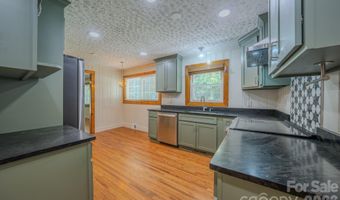 2150 Nc 80 Hwy, Bakersville, NC 28705