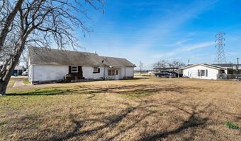 310 S 3rd St, Abbott, TX 76621