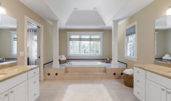 134 Kingswood Dr, Avon, CT 06001
