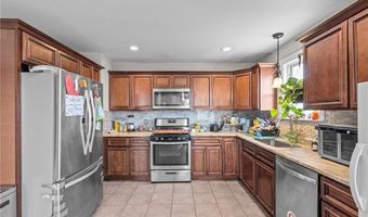46 Irving St, North Providence, RI 02904