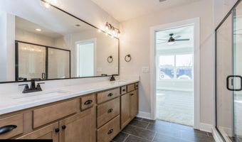 405 NE 59th St, Ankeny, IA 50021
