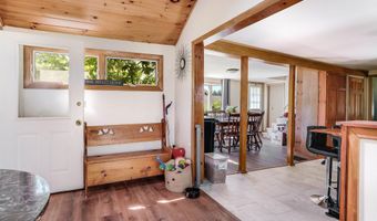 19 Amherst Rd, Merrimack, NH 03054