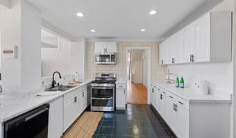 6602 KRONE Dr, Baltimore, MD 21207