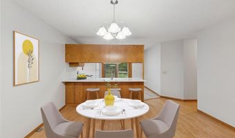 14242 Glencove Trl, Apple Valley, MN 55124