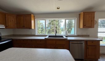 1224 Woodside Rd, Cascade, ID 83611