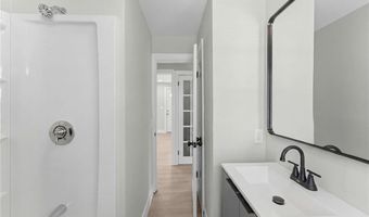 27 Norman St, Cumberland, RI 02864
