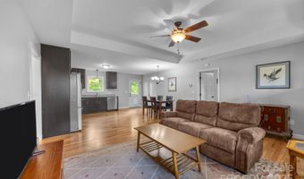 17 Laurel Rd, Arden, NC 28704