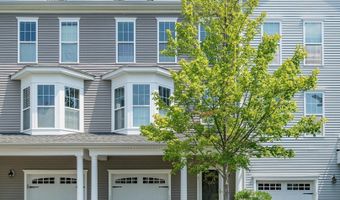 5 Brinscall Ct 5, Danbury, CT 06810