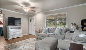 590 DOWNS Ln, Alexandria, LA 71303