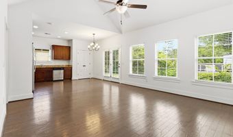 106 FALLING WATERS Ln, Alabaster, AL 35114