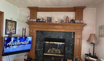 906 Linn St, Atlantic, IA 50022