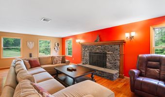 925 Hinesburg Rd, Brattleboro, VT 05301