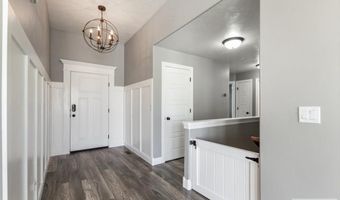 5776 Cedarwood Ln, Ammon, ID 83406