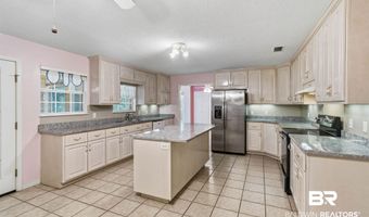51678 Oakwood Dr, Bay Minette, AL 36507
