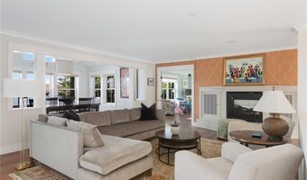 5 Hampden St, Barrington, RI 02806