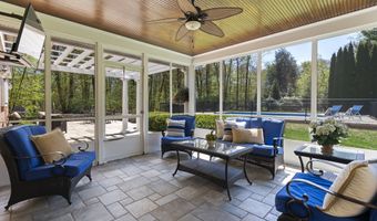 16 Cider Mill Rd, Burlington, CT 06013