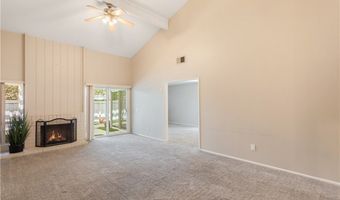 909 S S. Lake Summit Dr, Anaheim, CA 92807