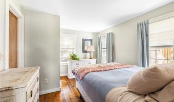 557 Center Rd, Block Island, RI 02807