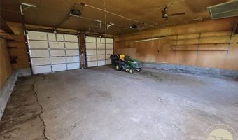 414 S 8th St E, Baker, MT 59313