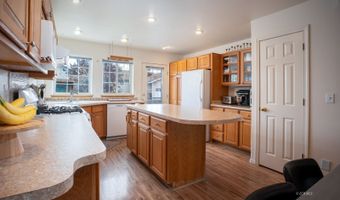 646 Oak St, Elko, NV 89801