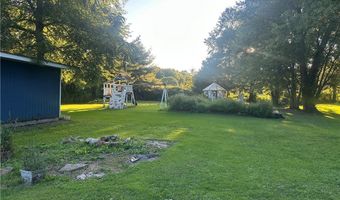 284 S Main St, Andover, OH 44003