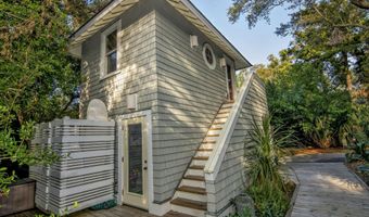 6 Keypost Ct, Bald Head Island, NC 28461