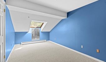227 Hildred Dr, Burlington, VT 05401