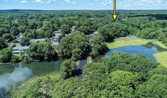 19 Waldron Ave, North Kingstown, RI 02852