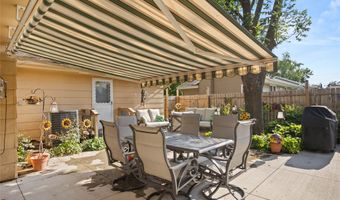 110 10th Ave NW, Altoona, IA 50009