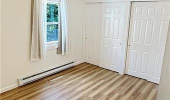 57 Friendship St, Newport, RI 02840