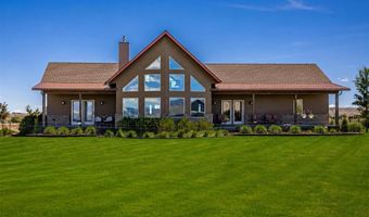 17 Patriot Dr, Cody, WY 82414