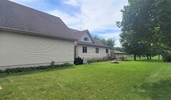 2109 E State St, Algona, IA 50511